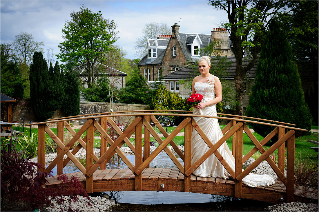 Bridge Lynnhurst Hotel gardens Bride wedding professional photography photographer glasgow